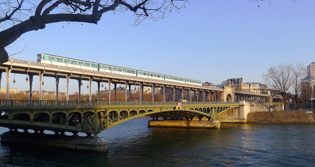 Top 5 Bridges in Paris - Discover Walks Paris - Paris tours