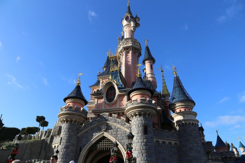 Top 5 Must Do's at Disneyland Paris!