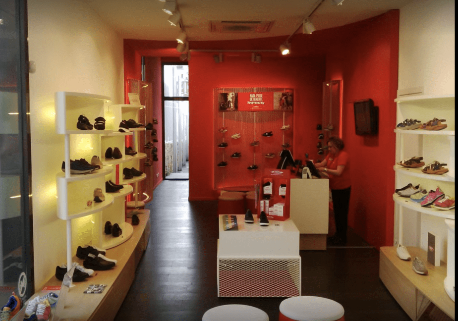 Shoe Stores in - Discover Walks