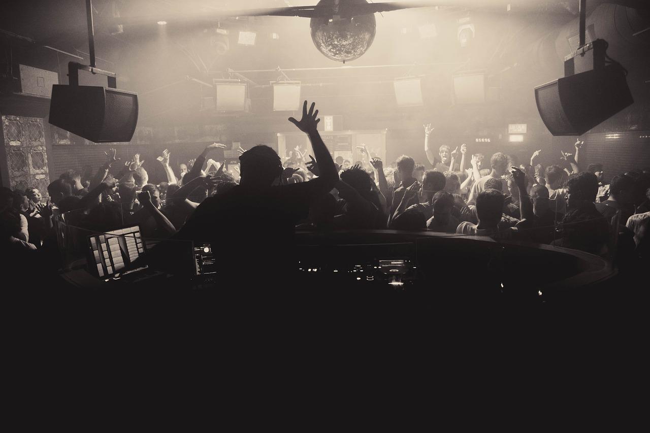 The Best techno clubs in Boston - Discover Walks Blog